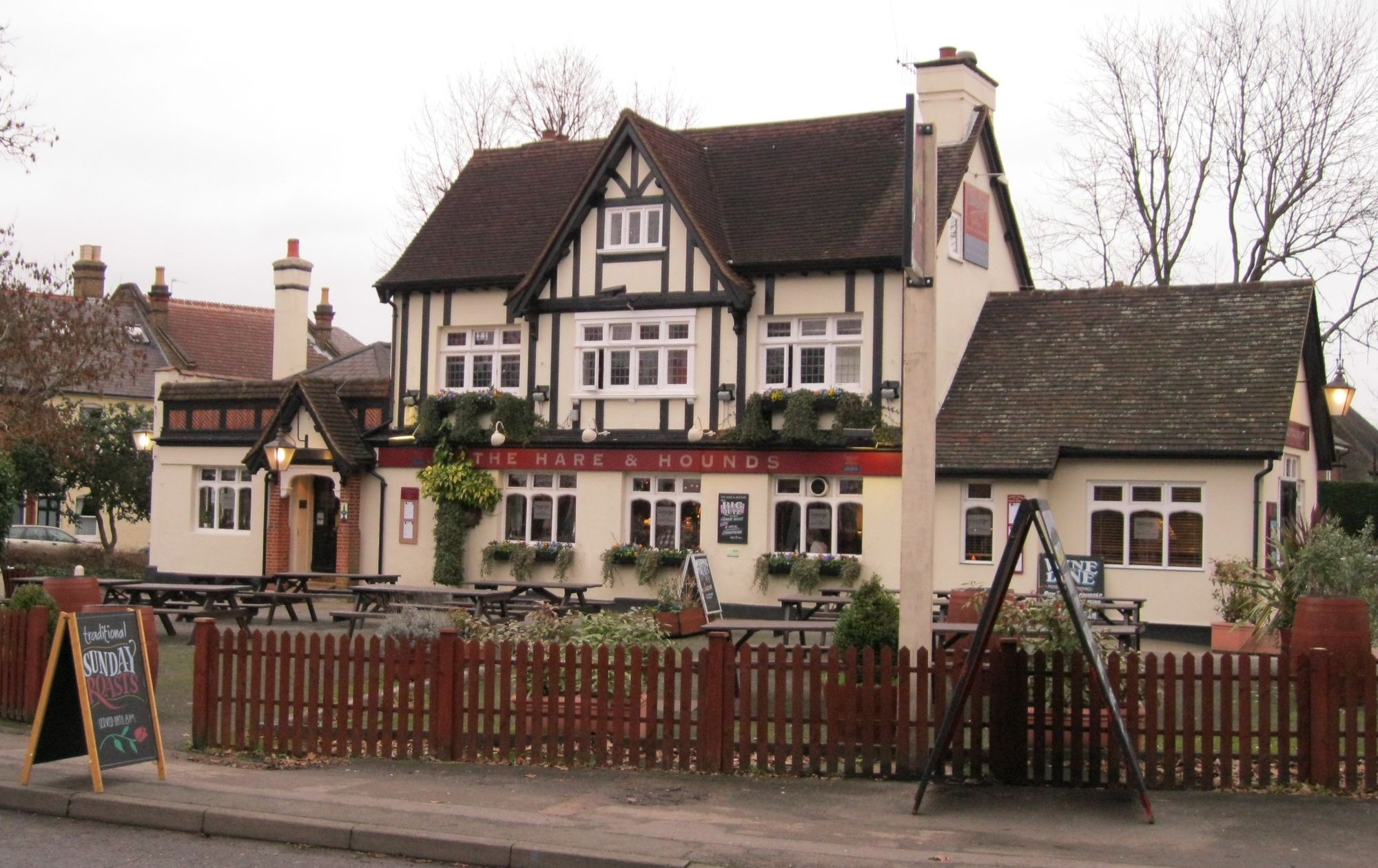 Hare & Hounds - Claygate. (Pub, External). Published on 16-03-2013