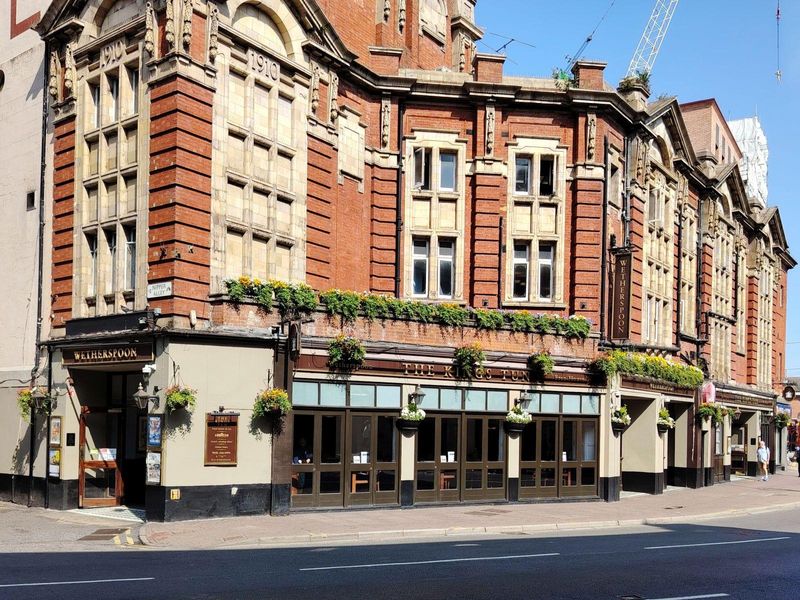 Kings Tun - Kingston - front. (Pub, External, Key). Published on 10-07-2025