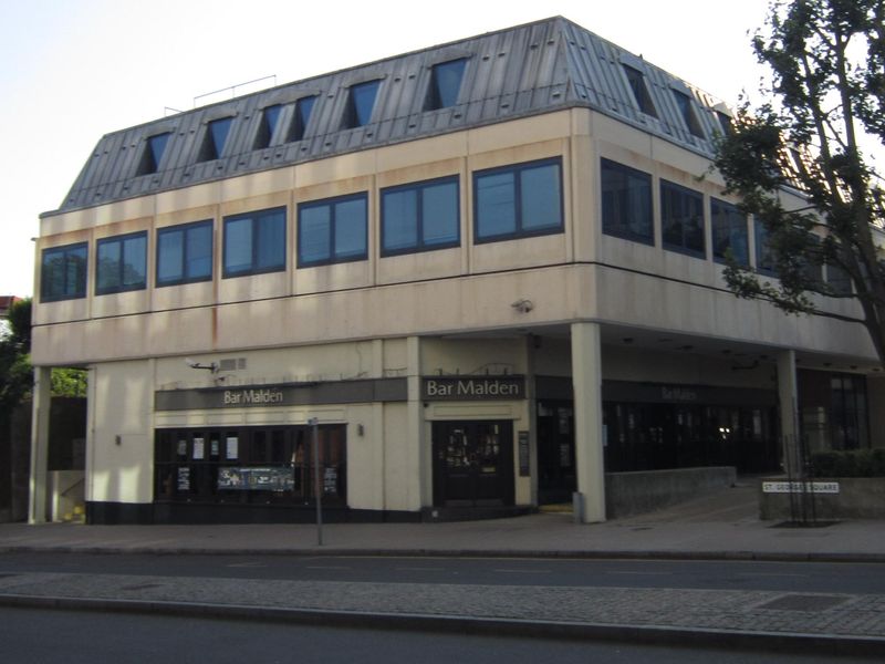 Bar Malden - New Malden. (Pub, External). Published on 12-07-2013