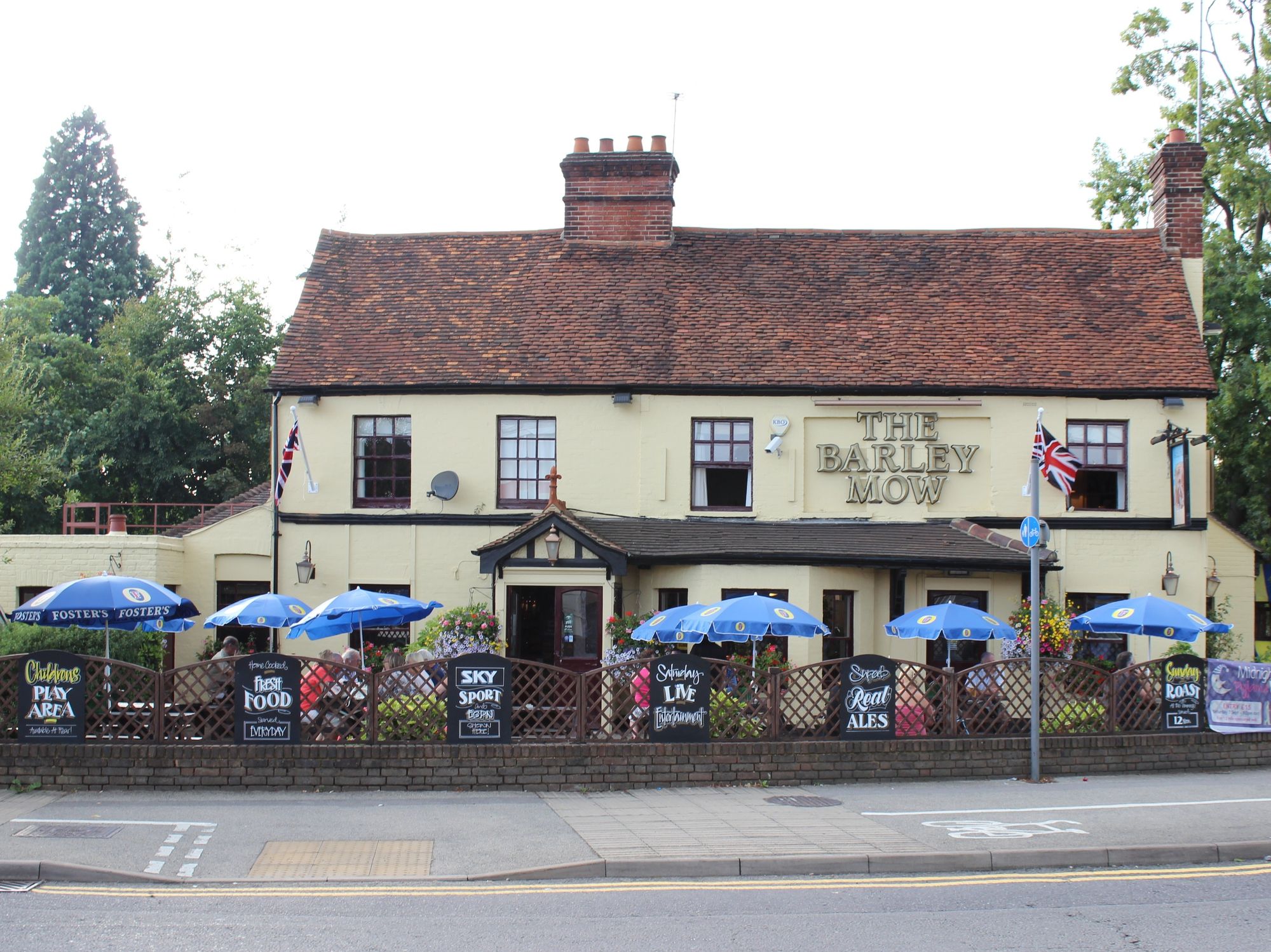 Barley Mow - Hersham. (Pub, External, Key). Published on 30-08-2013