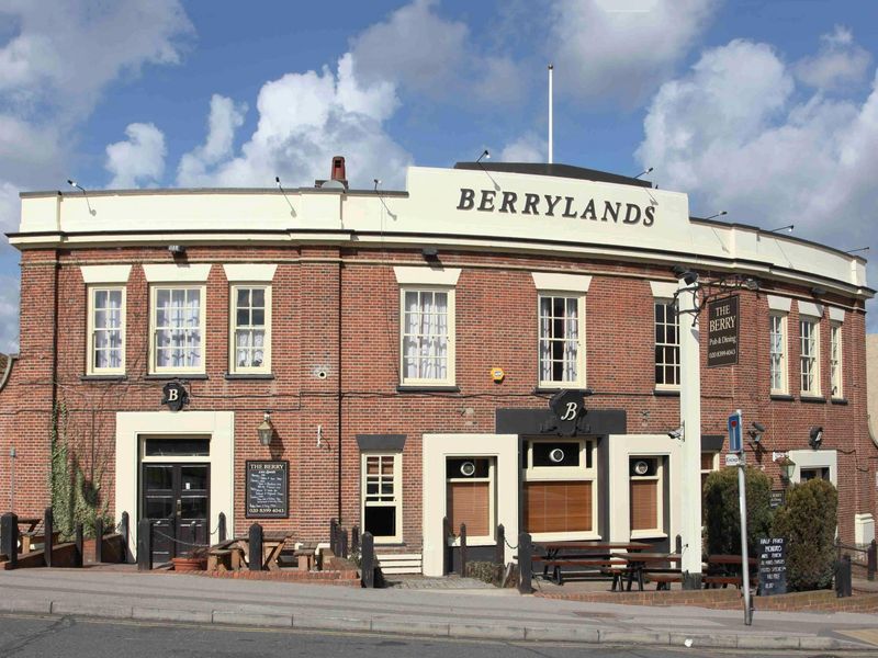 Berrylands- Surbiton. (Pub, External, Key). Published on 21-05-2021