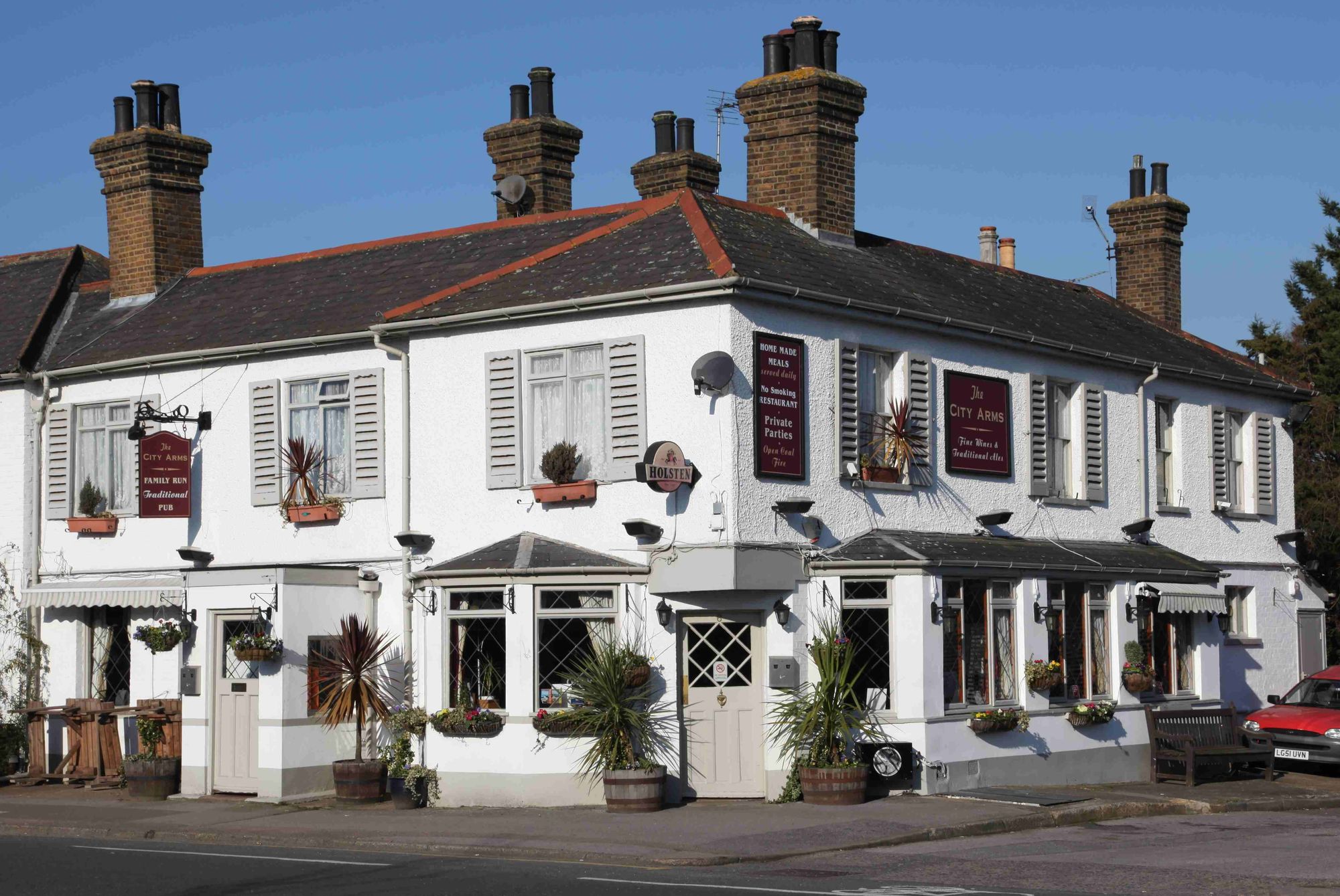 City Arms - Long Ditton. (Pub, External, Key). Published on 18-01-2013