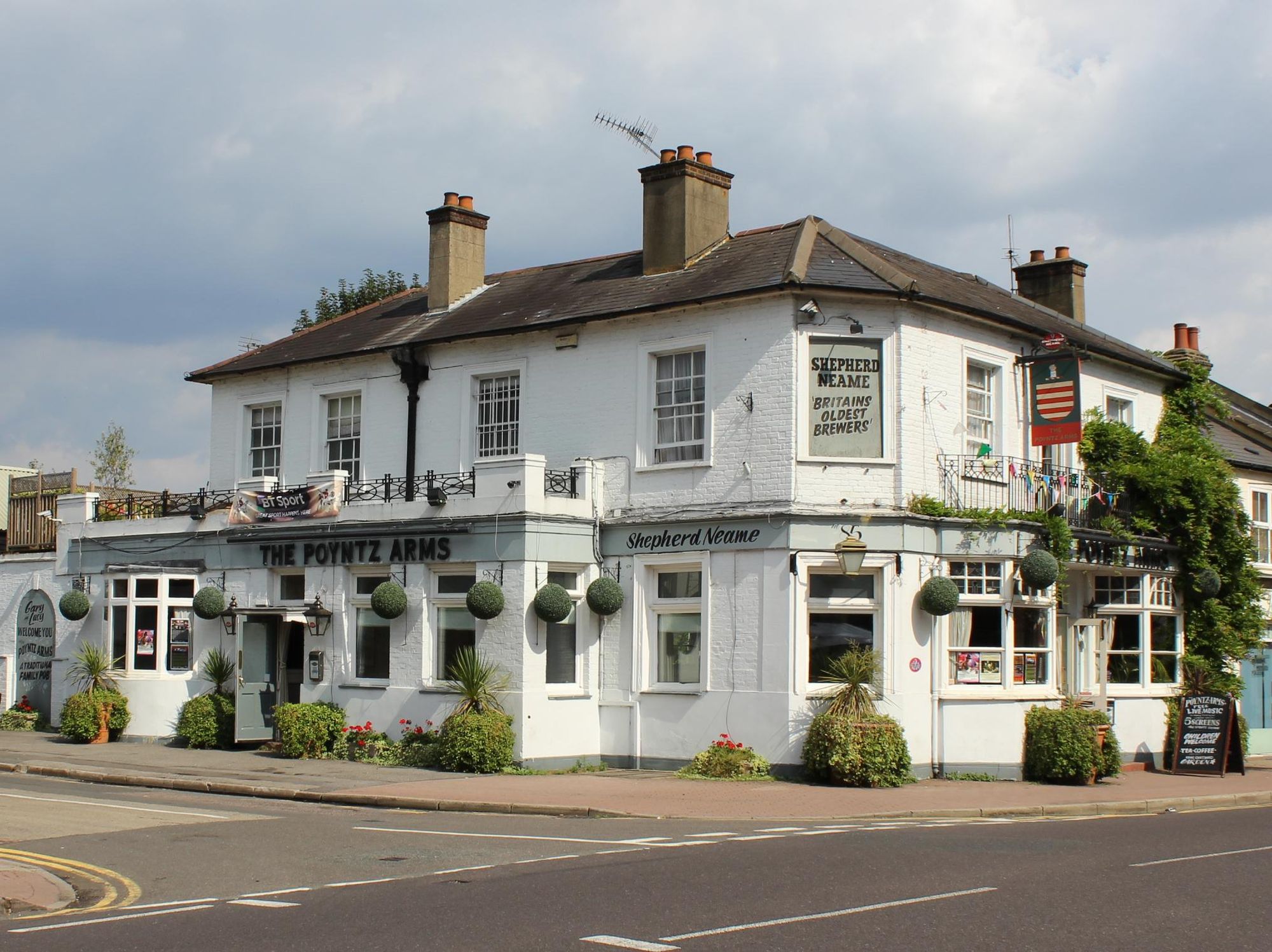 Poyntz Arms - East Molesey. (Pub, External, Key). Published on 30-08-2013