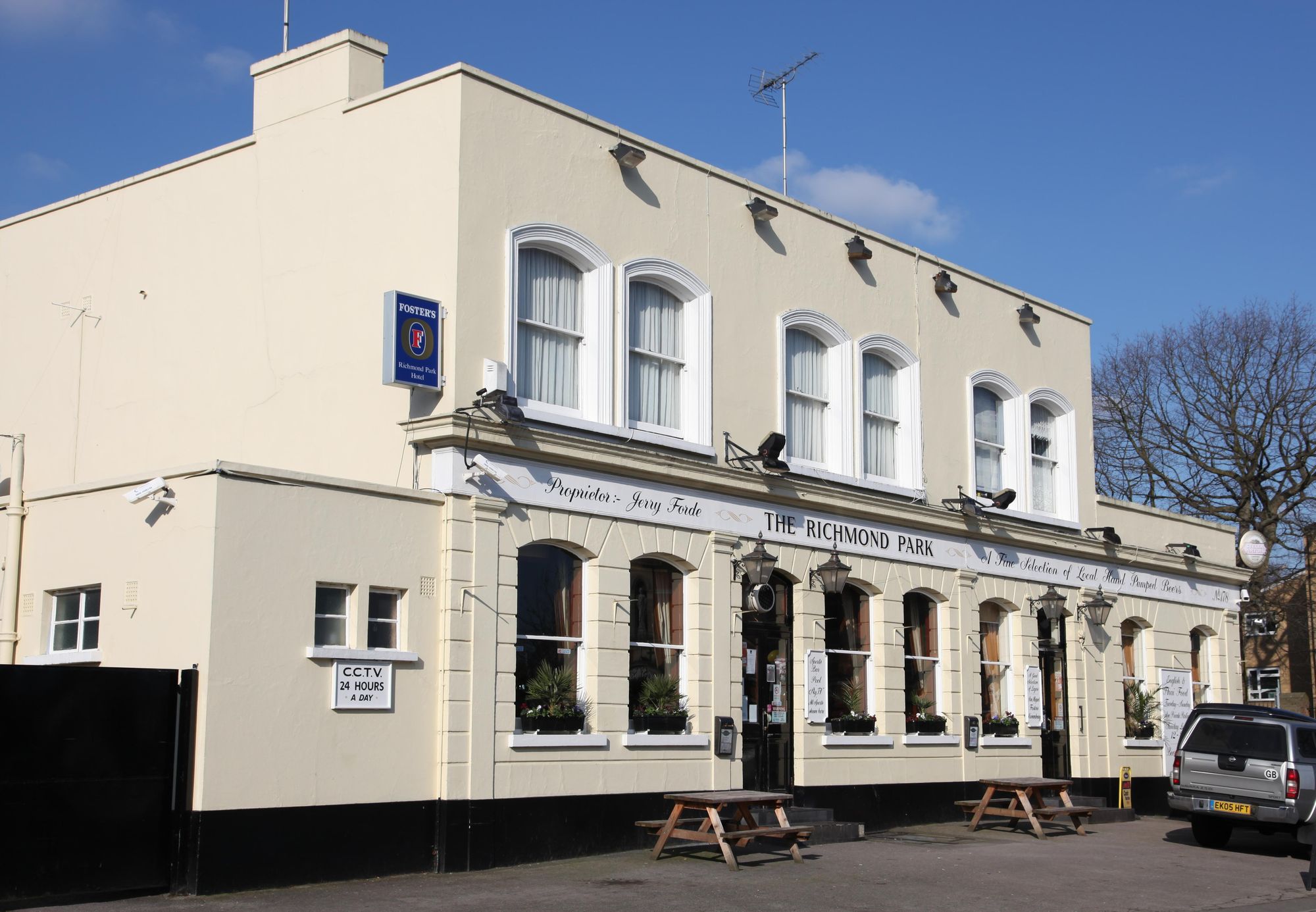 Richmond Park - Kingston. (Pub, External, Key). Published on 12-01-2013
