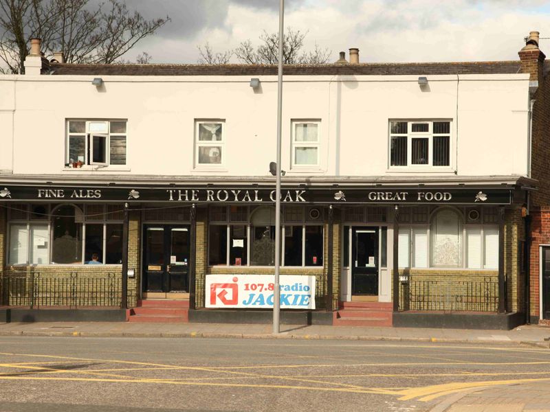 Royal Oak - Surbiton. (Pub, External). Published on 18-03-2013