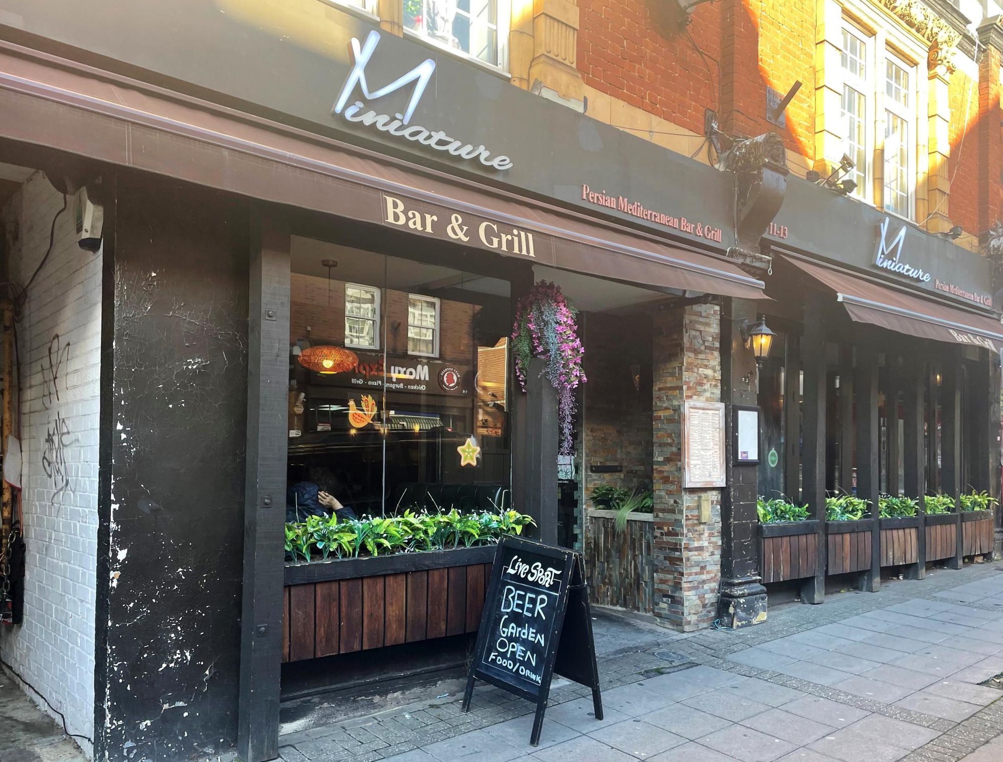 Miniature - Epsom. (Pub, External). Published on 24-11-2022
