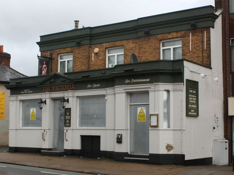 Victoria, Ewell Road - Surbiton. (Pub, External). Published on 18-03-2013