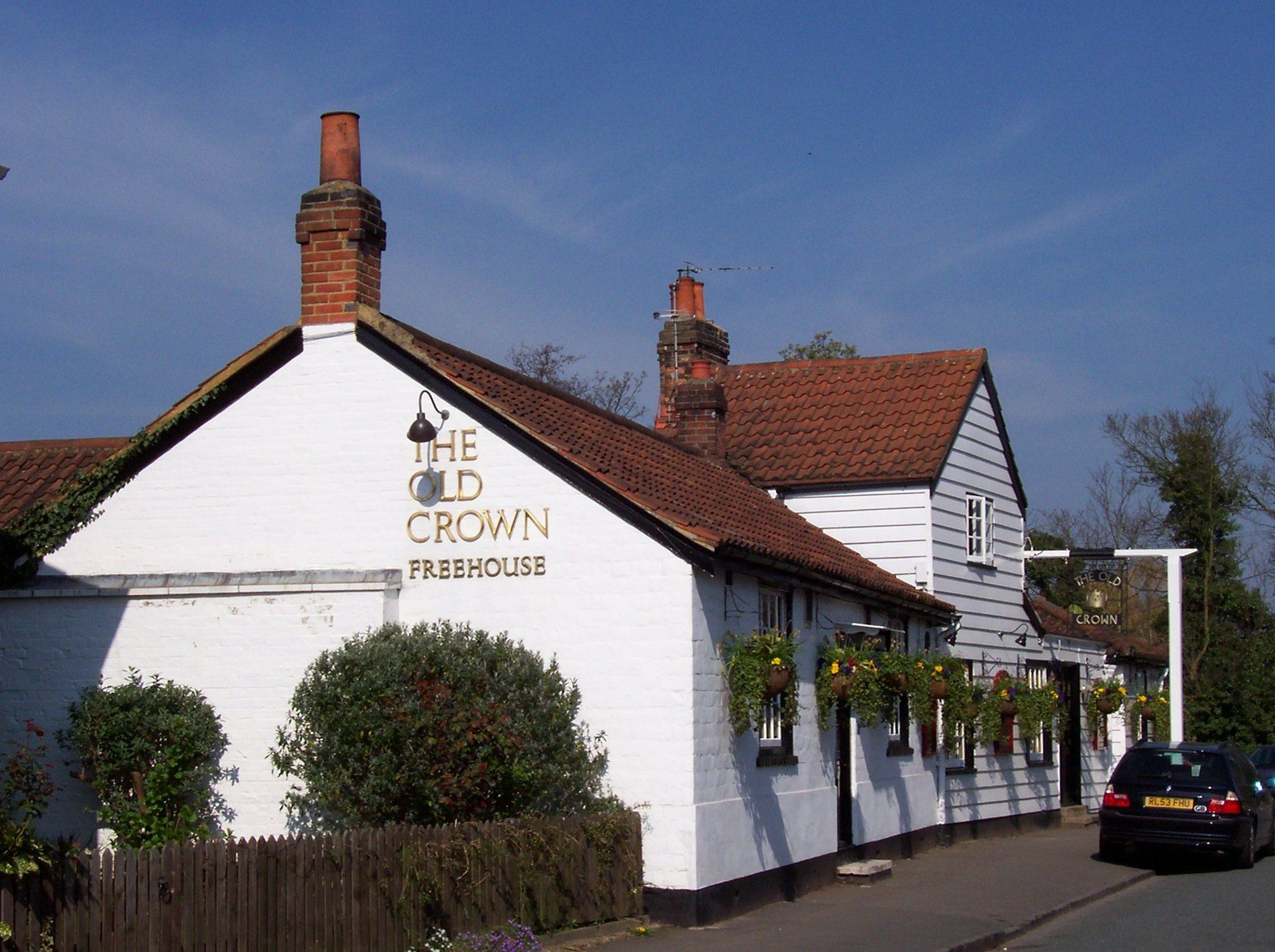 Old Crown - Weybridge. (Pub, External). Published on 20-01-2013