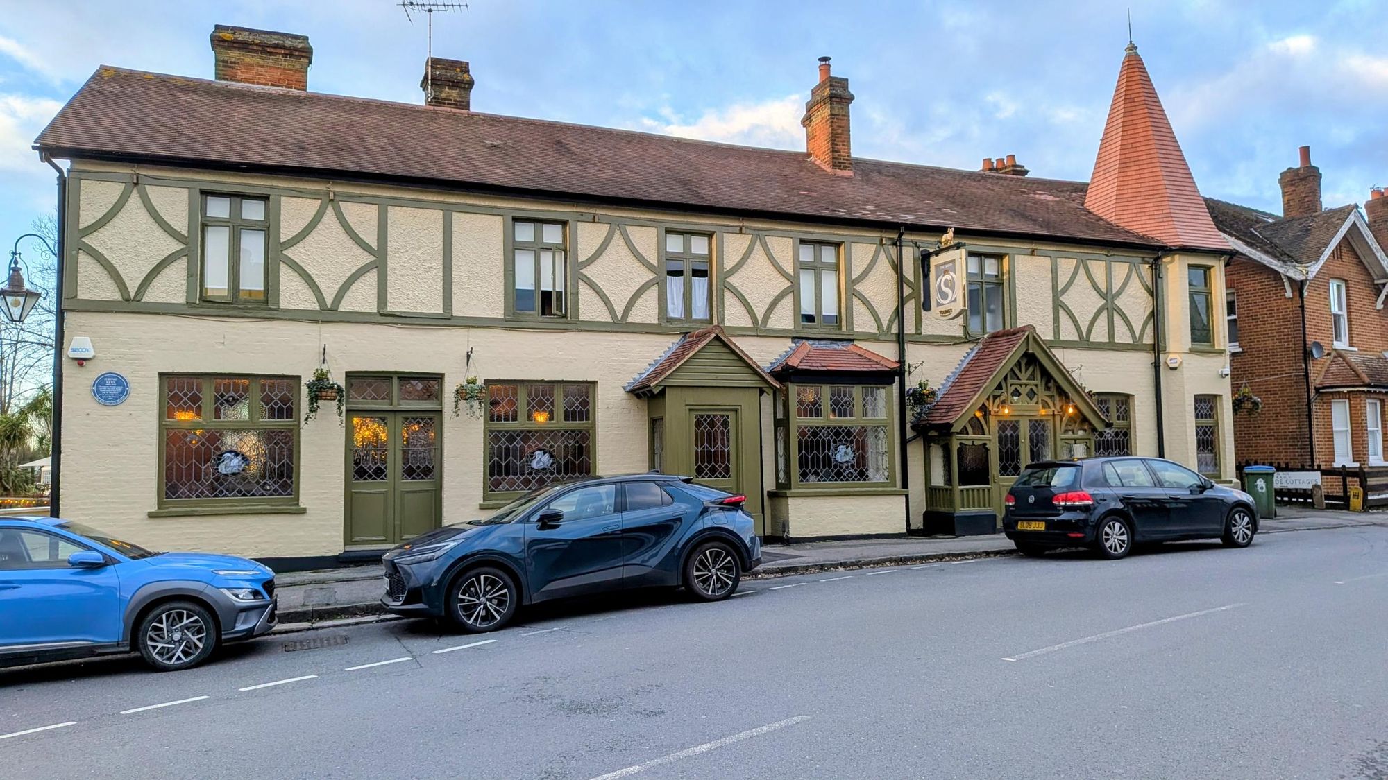 Swan - Walton. (Pub, External, Key). Published on 09-02-2026