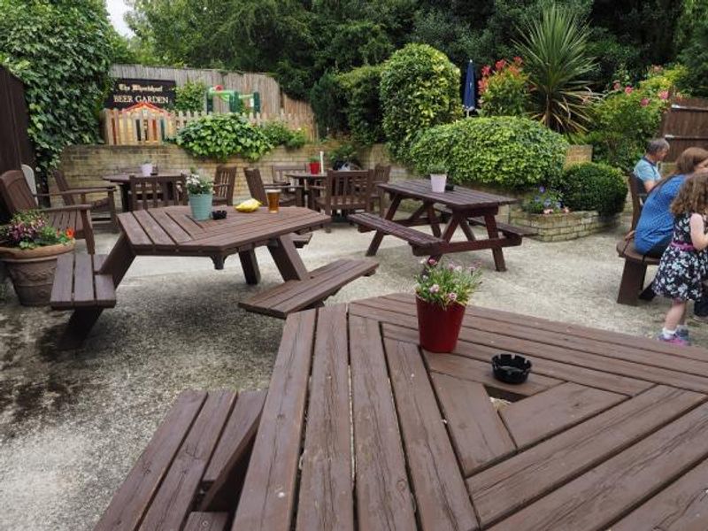 Wheatsheaf - Ewell. (Pub, Garden). Published on 15-07-2016