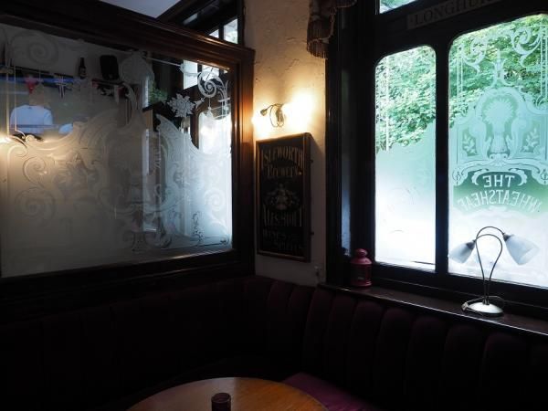 Wheatsheaf - Ewell. (Pub). Published on 15-07-2016