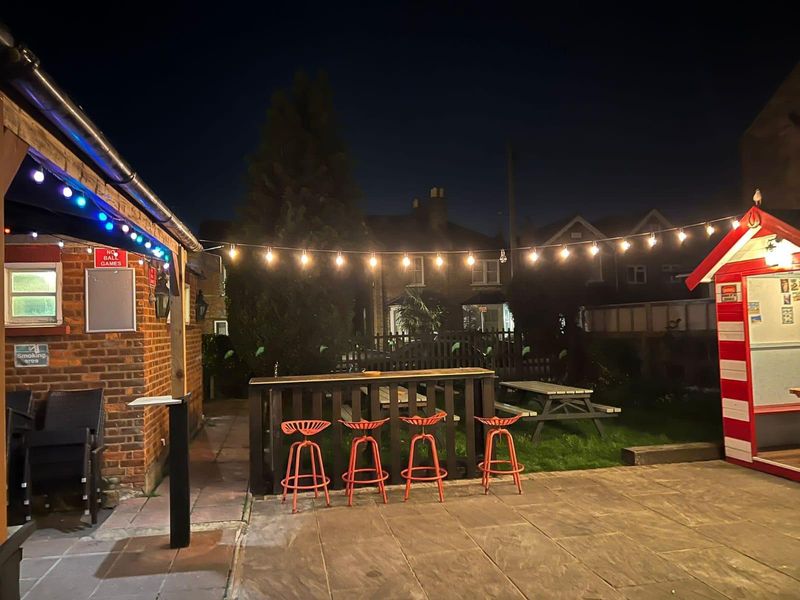 Willoughby Arms - Kingston. (Pub, External, Garden). Published on 21-05-2022 