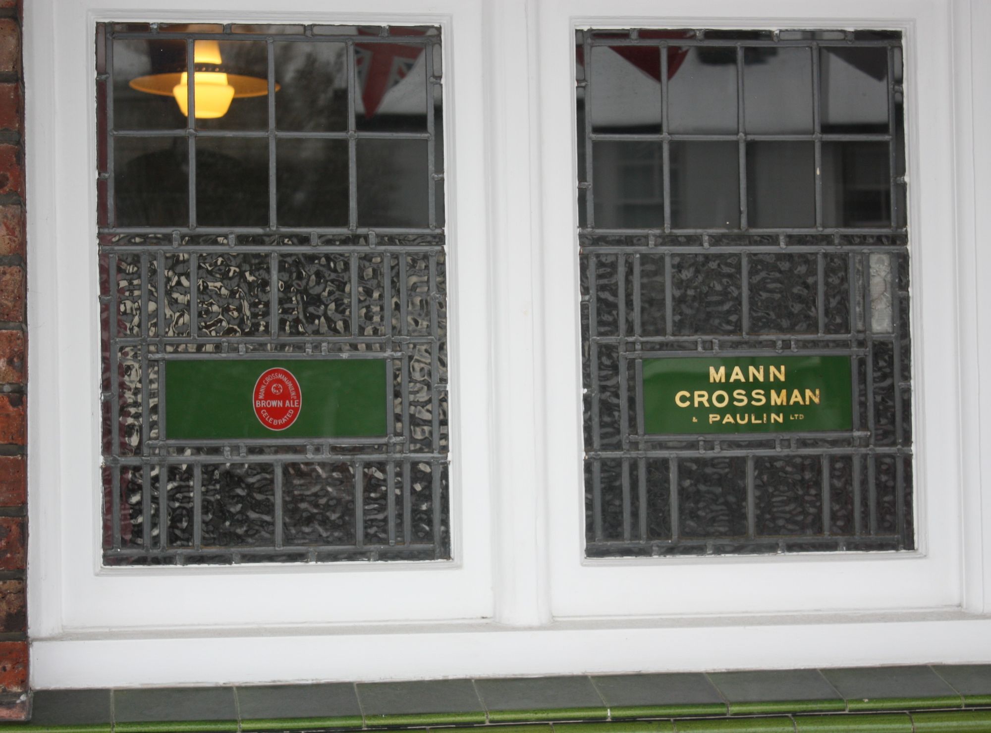 Winning Horse - Claygate (window detail). (Pub, External). Published on 20-01-2013