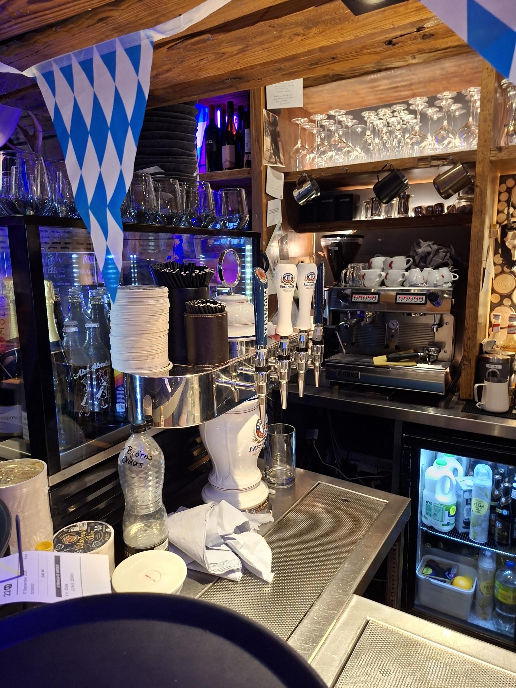Photo attached of the keg font. (Bar). Published on 02-10-2026