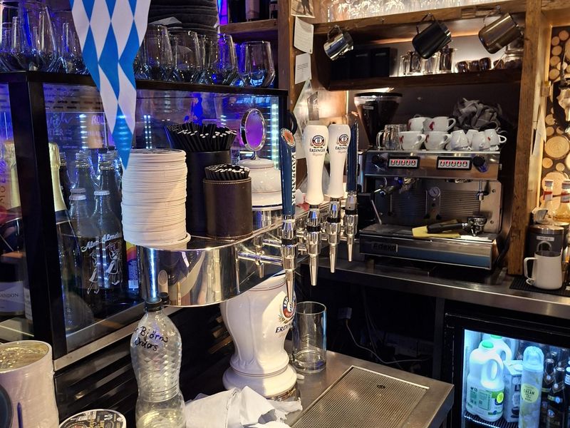 Photo attached of the keg font. (Bar). Published on 02-10-2026