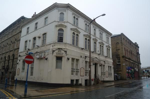 (Pub). Published on 25-04-2013