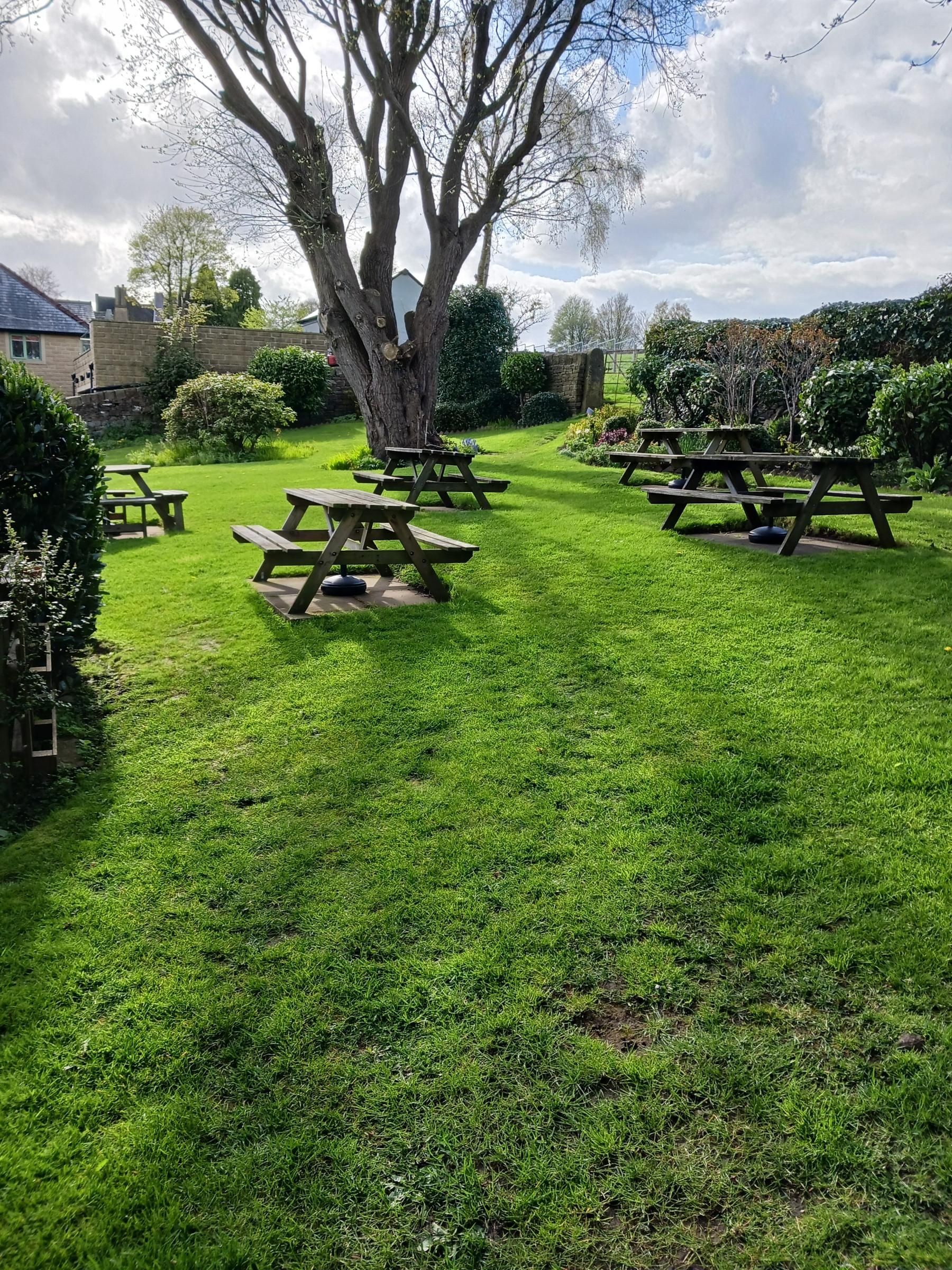 Beer garden of Beaumont Arms. (Pub, Garden). Published on 17-04-2026