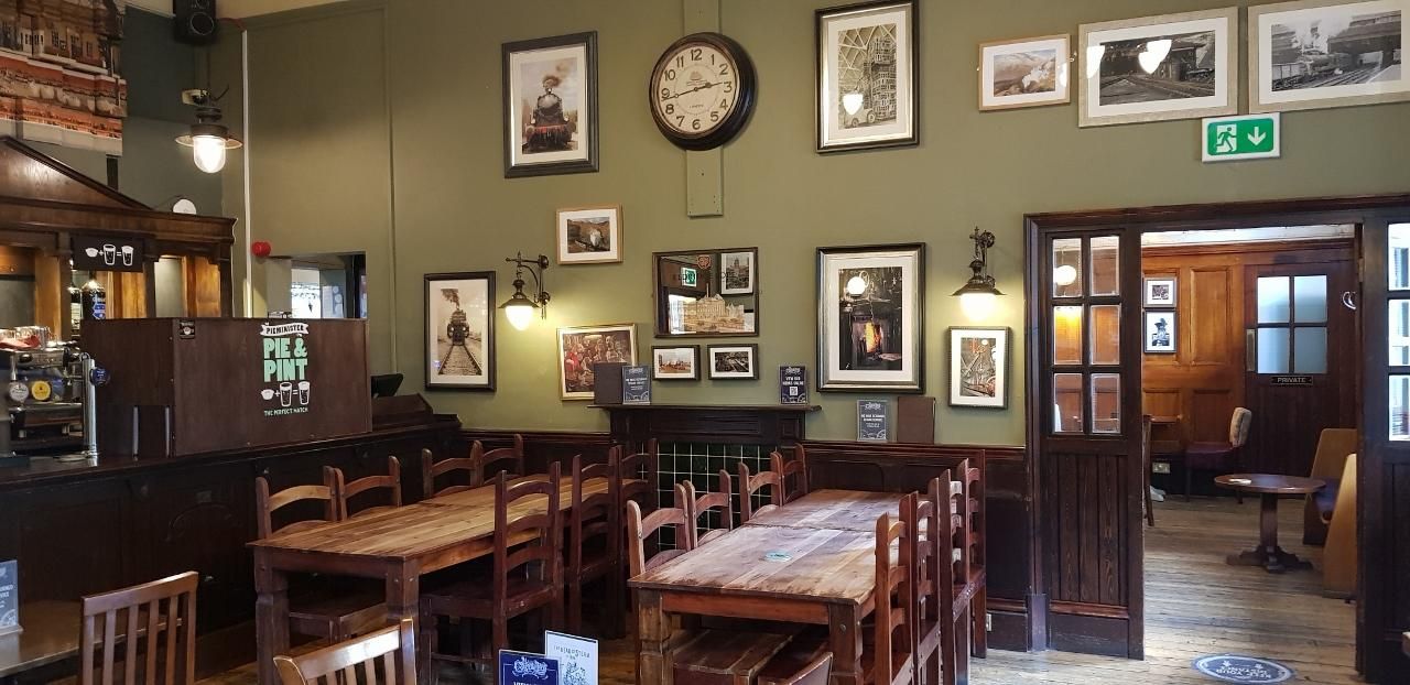 (Pub, Bar). Published on 03-10-2021