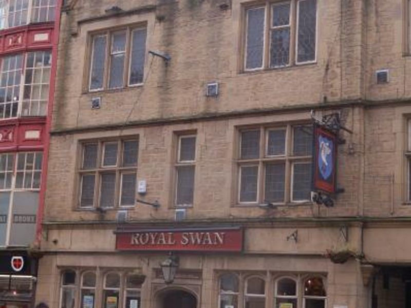 Royal Swan, Westgate. (Pub). Published on 25-04-2013