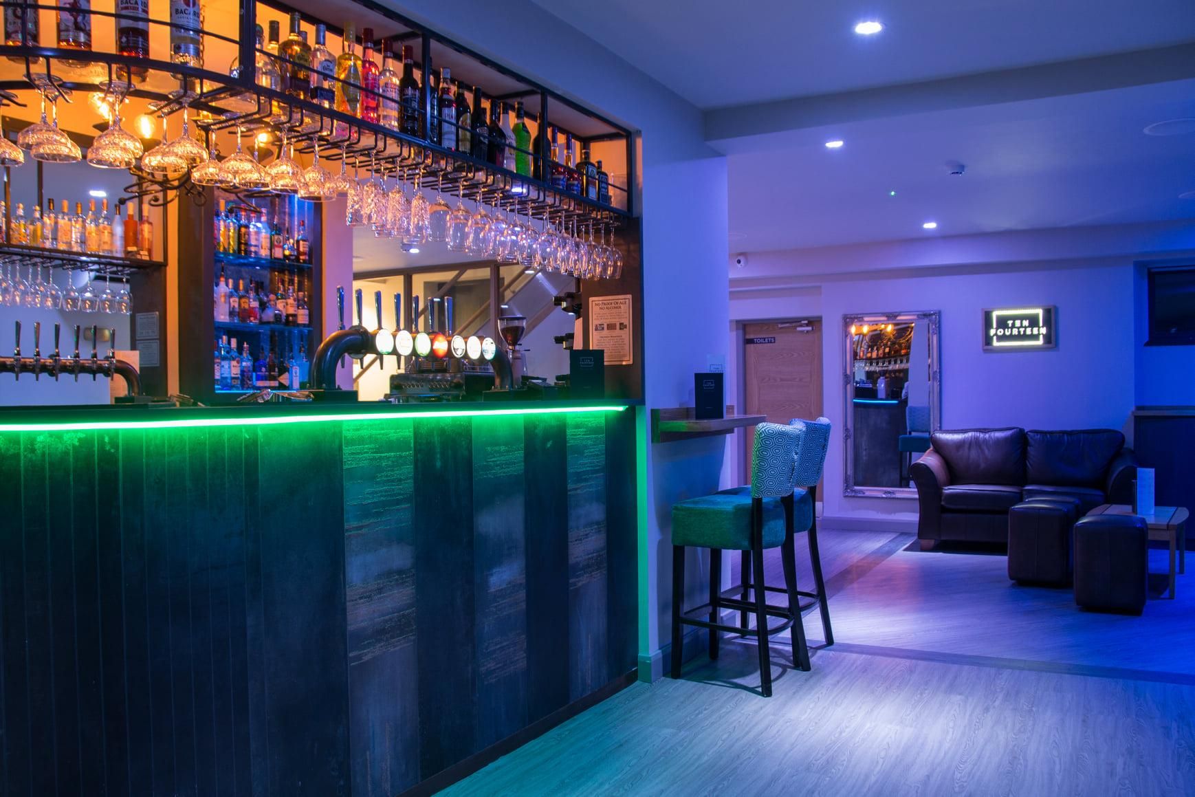 (Pub, Bar). Published on 09-01-2025