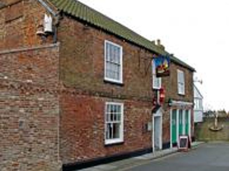 Crown and Mitre at King's Lynn. (Pub, External, Bar, Key). Published on 01-01-1970