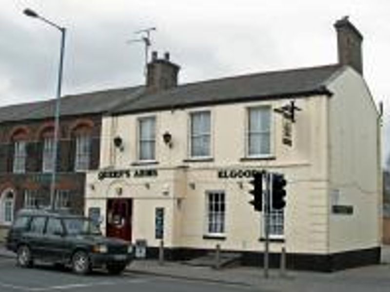 Queens Arms at King's Lynn. (Pub). Published on 01-01-1970