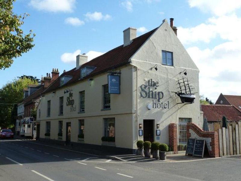 Ship Hotel. (Pub, Bar, Key). Published on 01-01-1970 