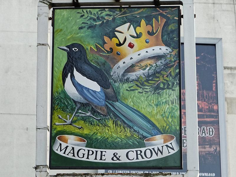 Magpie and Crown pub sign. (Pub, Sign). Published on 11-02-2023 