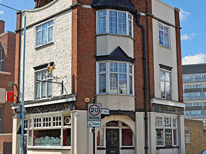 Royal Horseguardsman, Brentford. (Pub, External, Key). Published on 06-03-2013