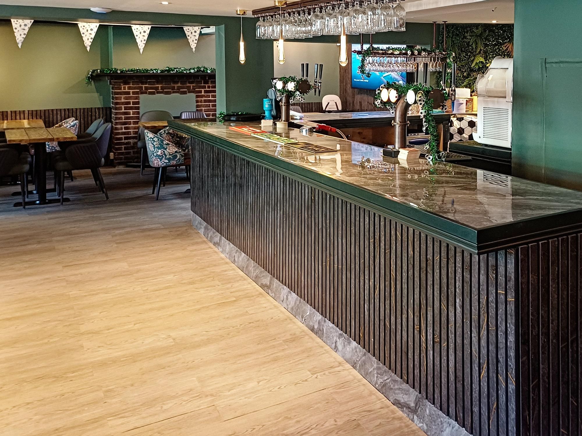 The Railway Bell, Hampton. (July 2026). (Pub, Bar). Published on 04-07-2026