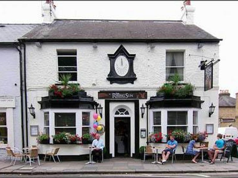 Rising Sun, Hampton Hill, before it was closed.. (Pub, External). Published on 30-06-2016