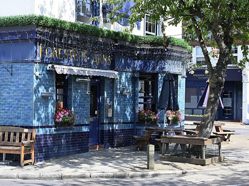 The Foresters Arms, Hampton Wick. (Pub, External). Published on 12-08-2024