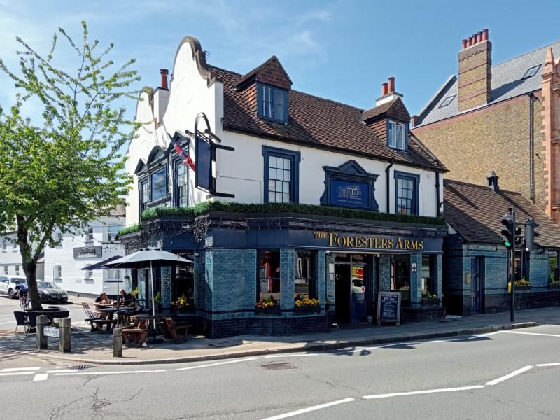 The Foresters Arms, Hampton Wick (2025). (Pub, External, Customers, Key). Published on 04-06-2025