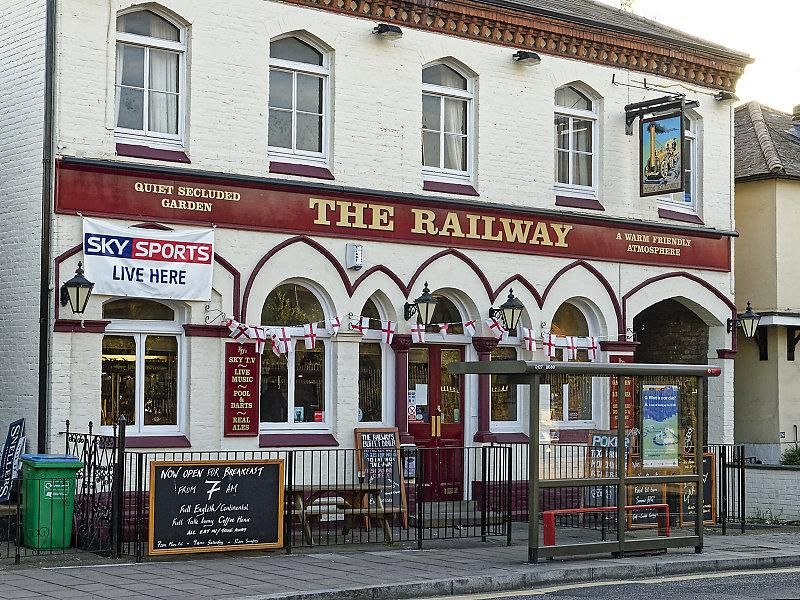 The Railway - Hampton Wick. (2009). (Pub, External, Key). Published on 13-02-2023
