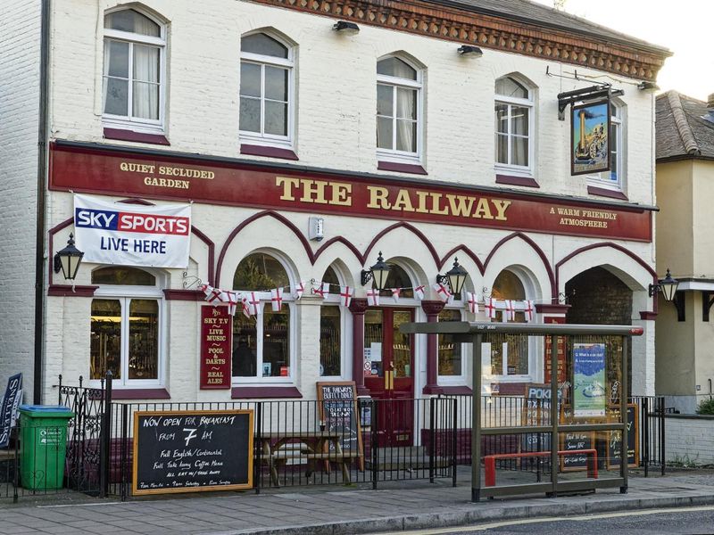 The Railway - Hampton Wick (2009). (Pub, External, Key). Published on 08-08-2025 