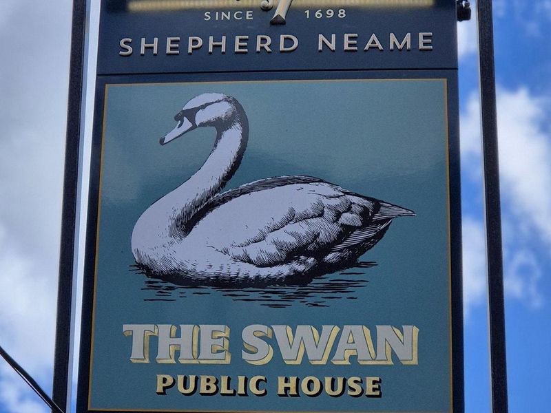 The Swan (April 2026). (Sign). Published on 14-04-2026 