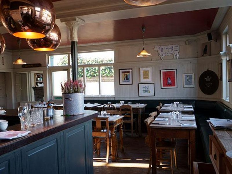 Brown Dog, dining area (Feb 2019). (Pub, Bar). Published on 28-02-2019 