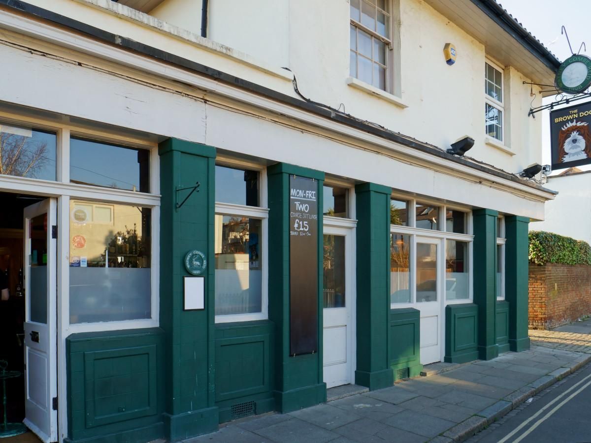 Brown Dog, Barnes (Feb 2019). (Pub, External, Key). Published on 27-08-2025