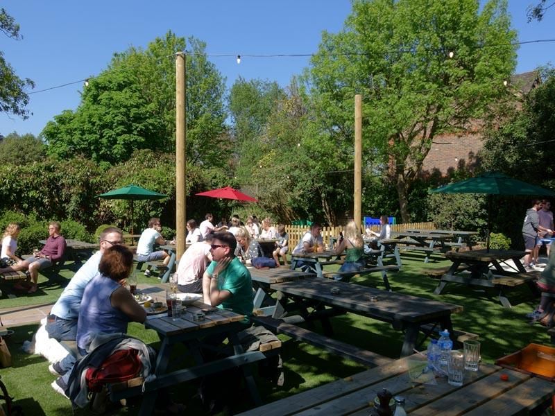 Garden area. (External, Garden, Customers). Published on 06-05-2018