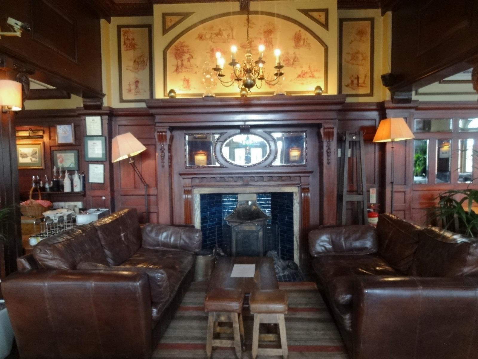 Late Victorian/Edwardian fireplace in rear area. (Pub). Published on 29-04-2026