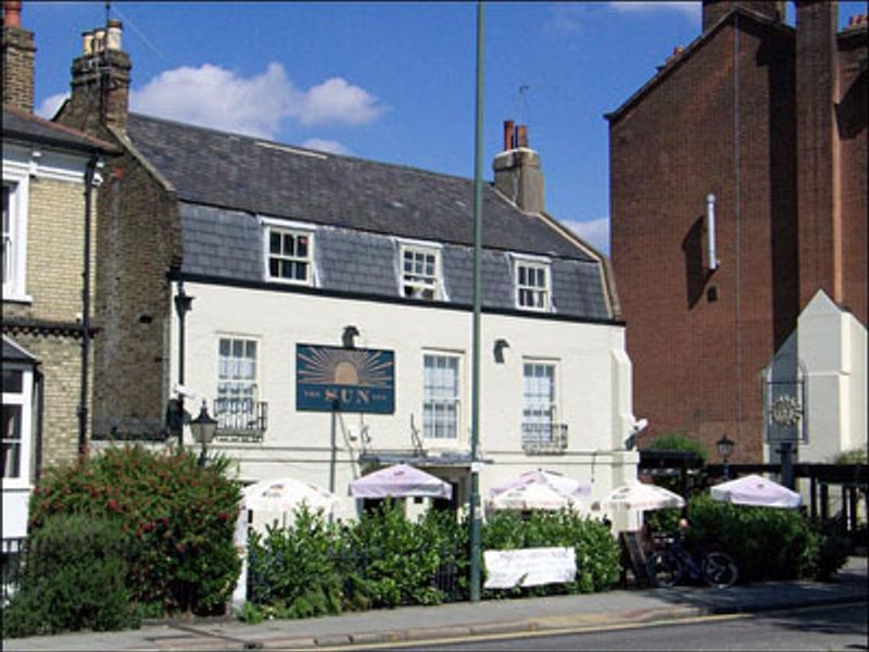 Sun Inn, Barnes. (Pub, External, Key). Published on 06-03-2013