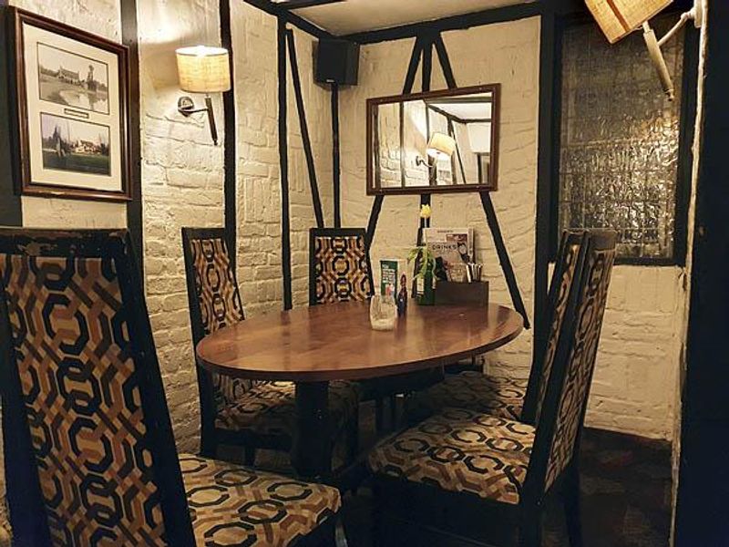 A small alcove. (Pub). Published on 12-03-2020 