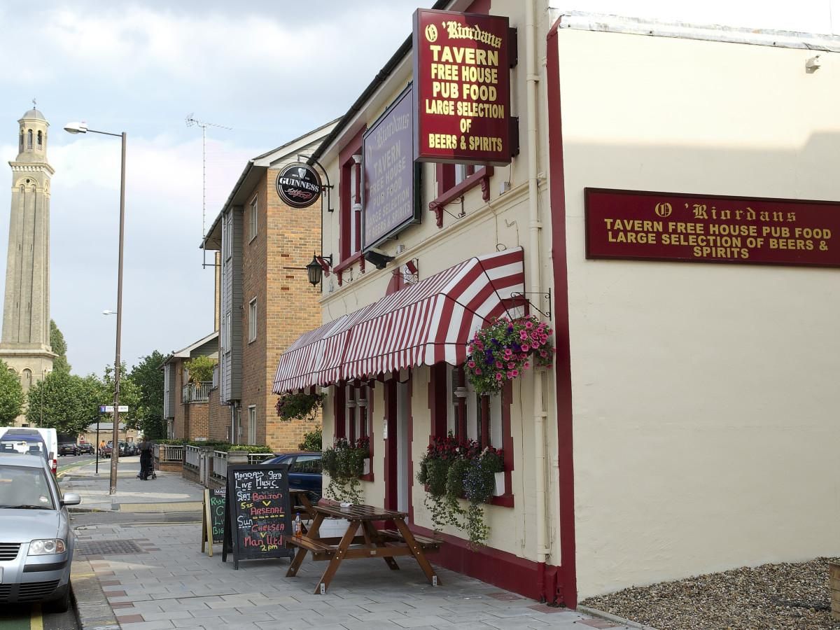 O'Riordans Tavern - September 2008. (Pub, External, Key). Published on 07-08-2025