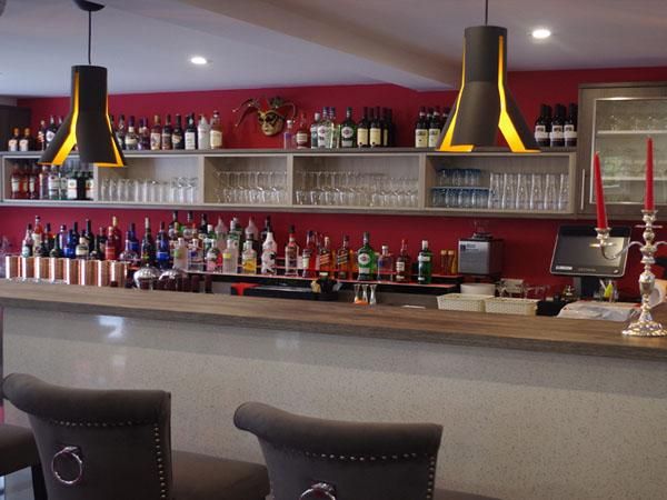Lounge Bar. (Bar). Published on 01-12-2018