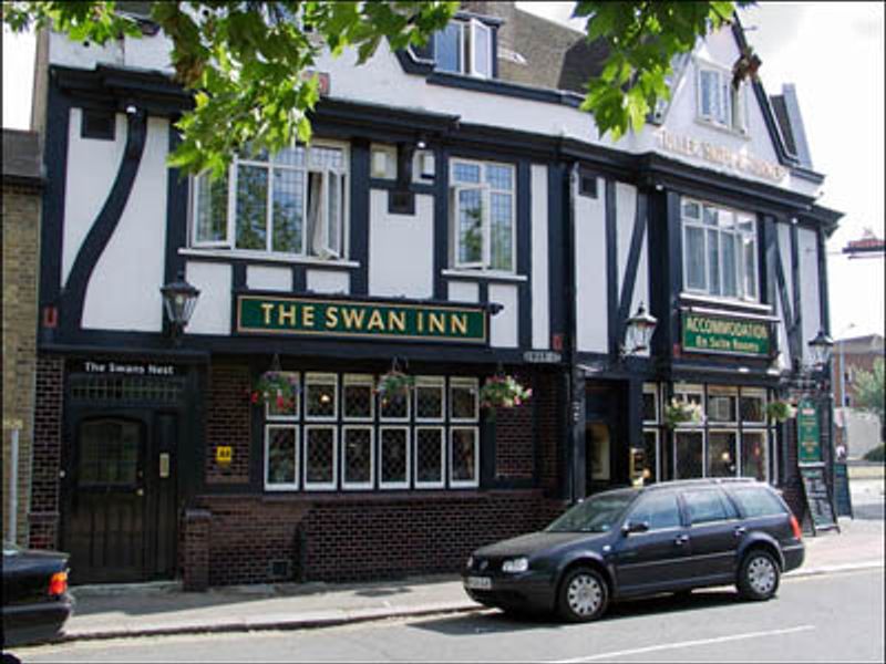 Swann Inn, Isleworth. (Pub, External, Key). Published on 06-03-2013