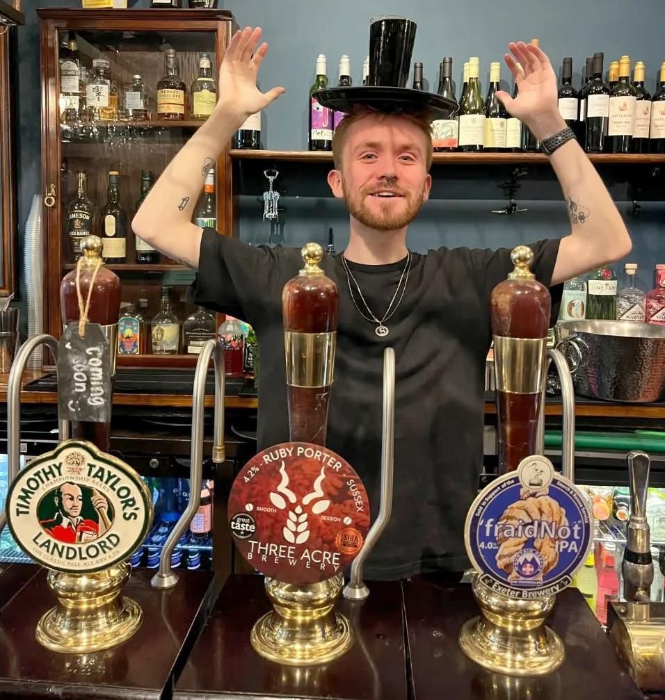 Meet Ruby Porter as modelled by the new superviser, Olly..!!. (Pub, Bar). Published on 02-10-2025