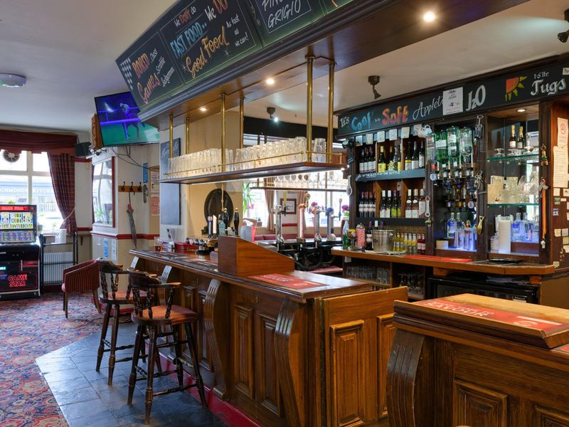 The Crown on Lower Mortlake Road, Richmond (September 2026). (Pub, Bar). Published on 11-09-2026 
