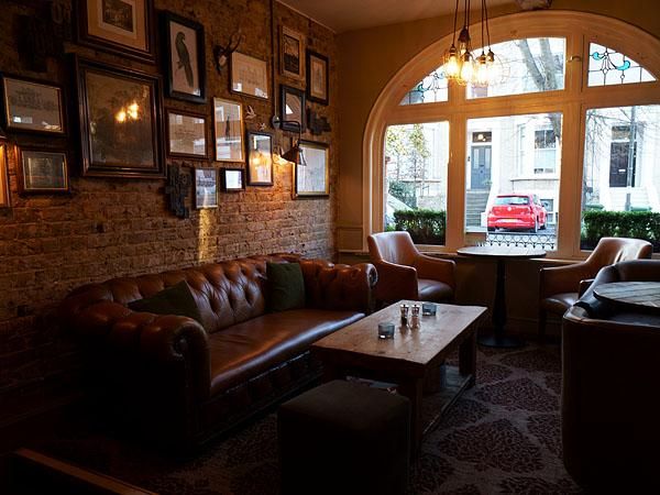 Seating near window. (Pub). Published on 26-02-2019