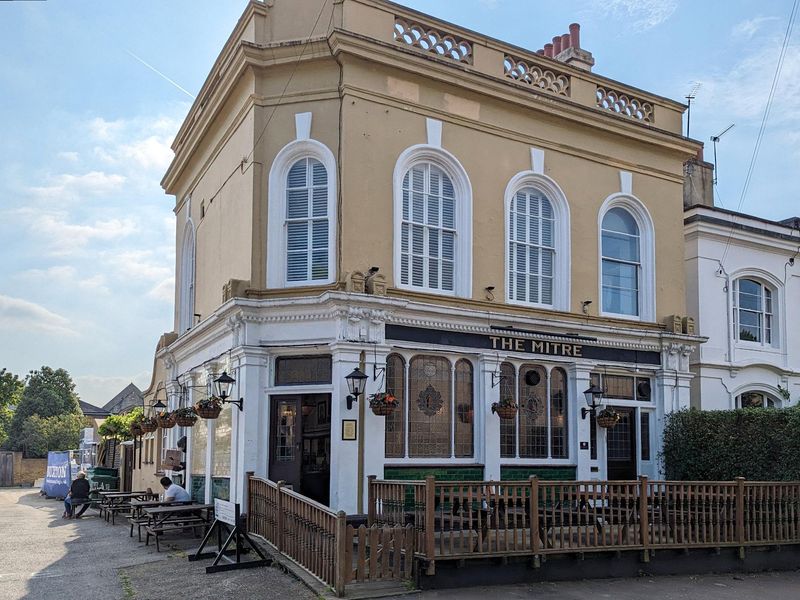 The Mitre, Richmond. (Pub, External, Key). Published on 09-10-2026