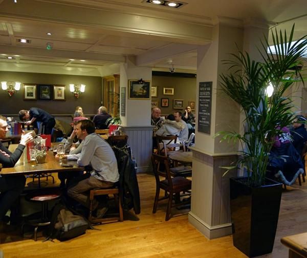 Inside the Railway Tavern. (Pub, Customers). Published on 06-12-2014
